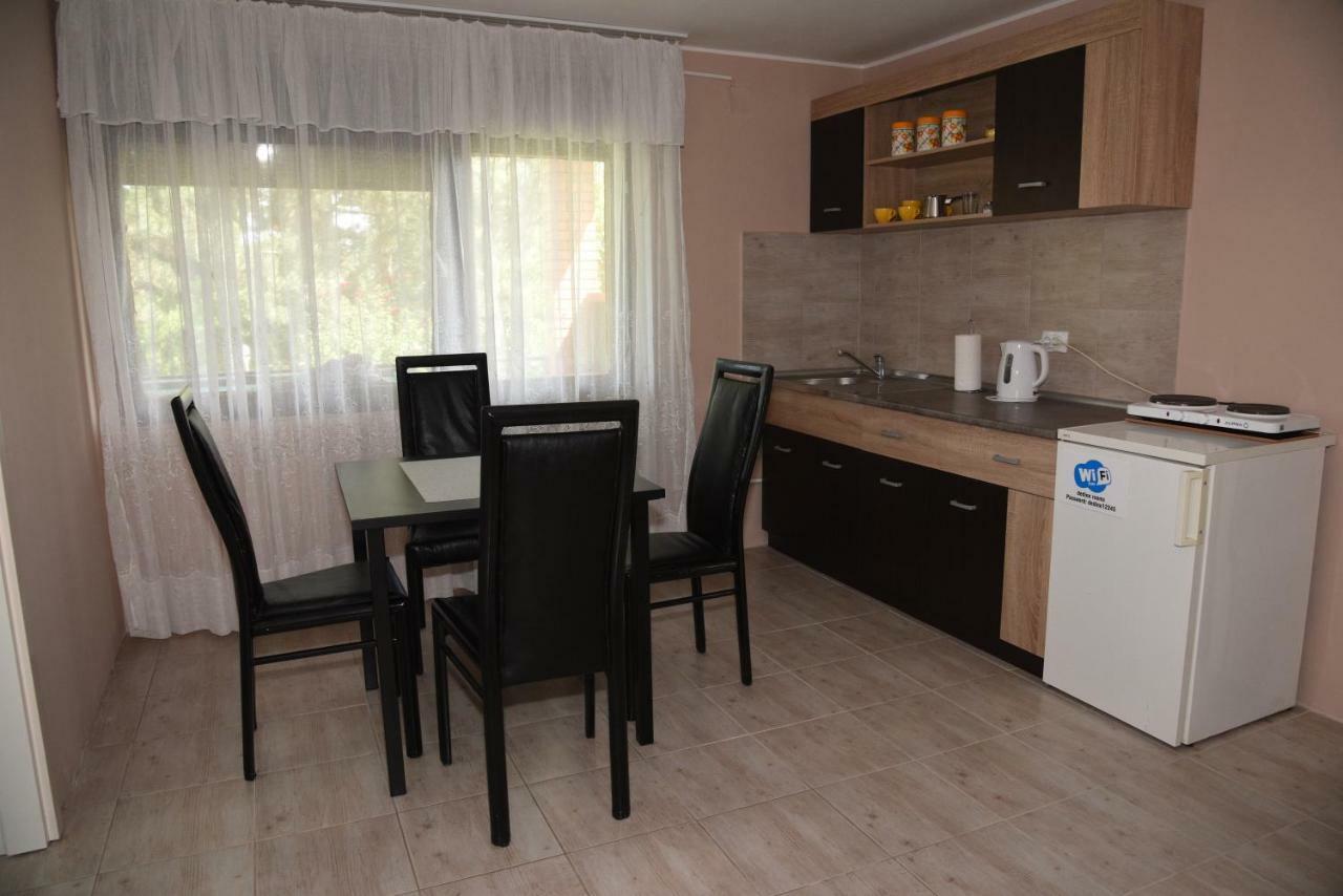 Apartment Dedine Golubac Buitenkant foto